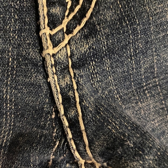 Women’s True religion jeans - Picture 3 of 4